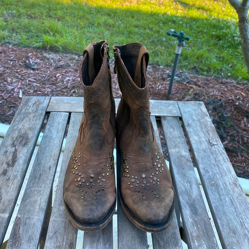 LIBERTY Black Booties - Picture 2 of 15